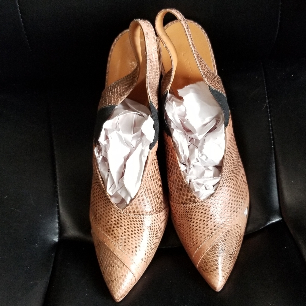 Lattitude Femme size 40 NWOT
